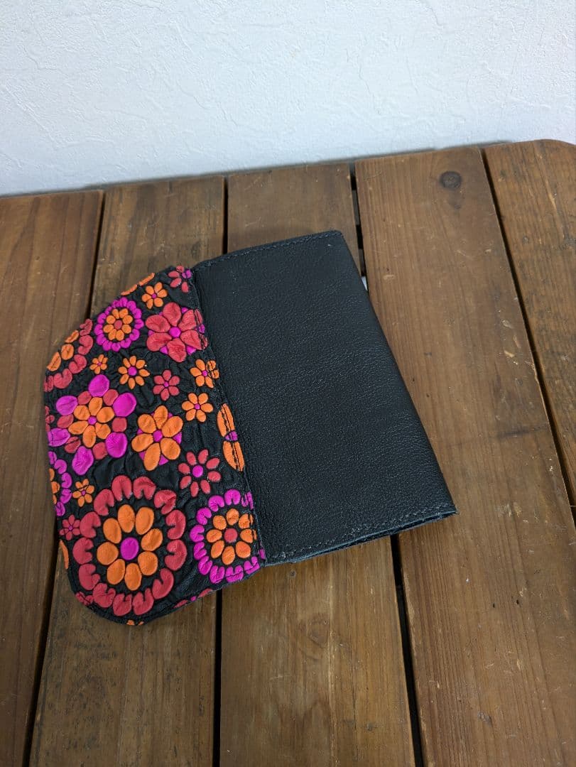 財布・ケース・小物入れ emi(*^-^)