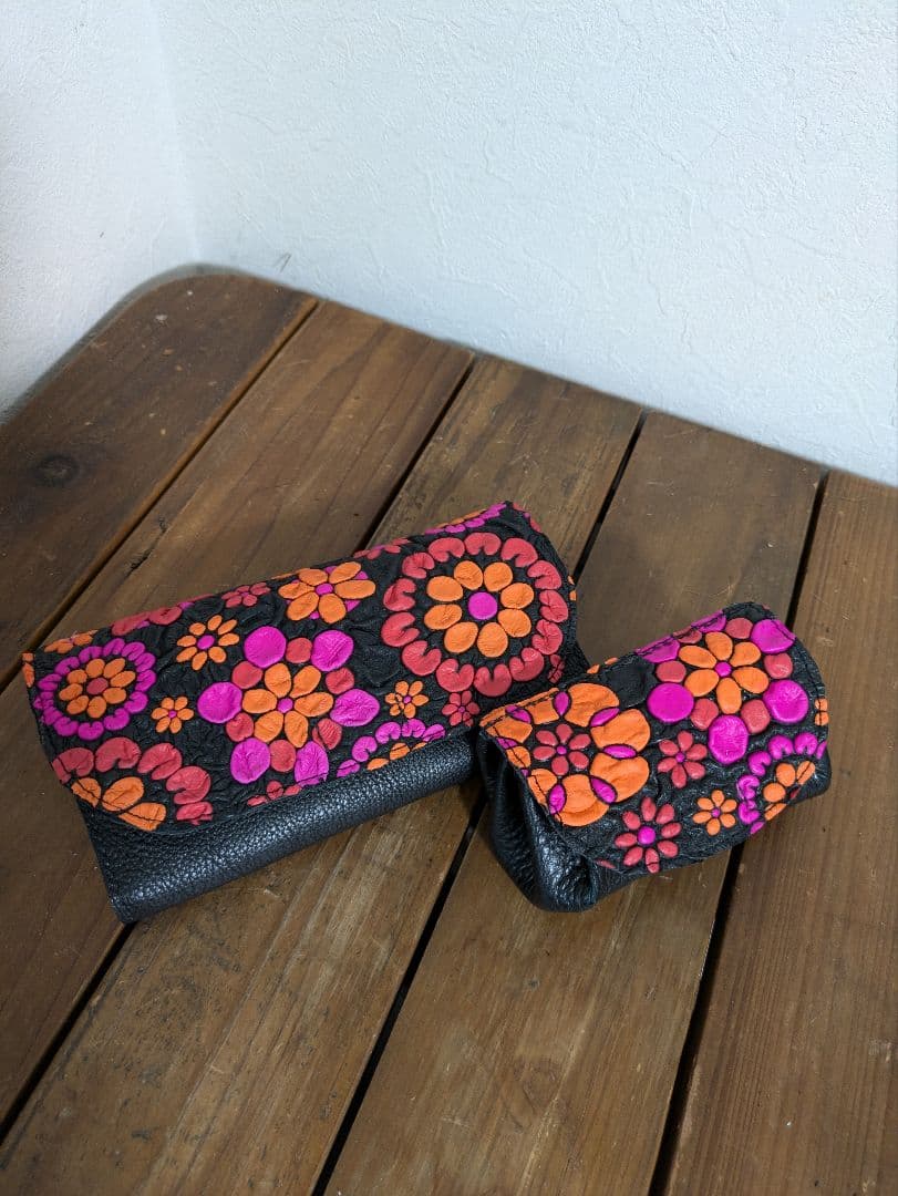 財布・ケース・小物入れ emi(*^-^)