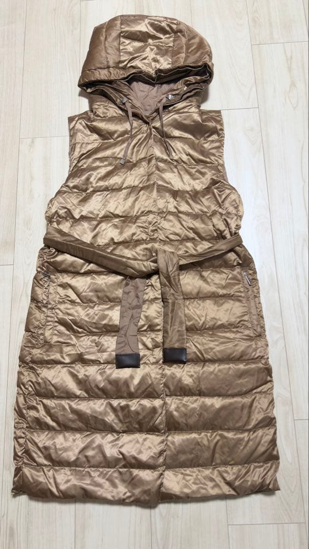 マックスマーラリバーシブルダウンベスト