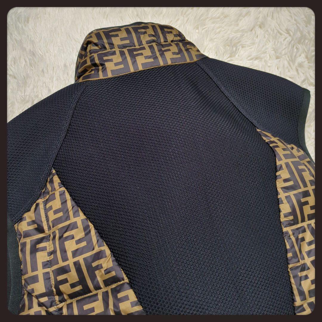 【極美品・人気モデル】FENDI☆ズッカ ダウンベスト フルジップ ドッキング