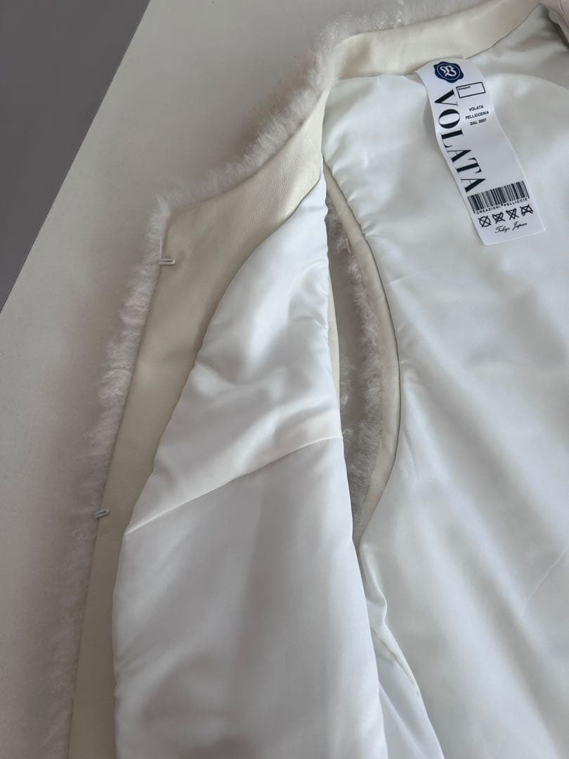 VOLATA 山羊のファーベスト　ジレ