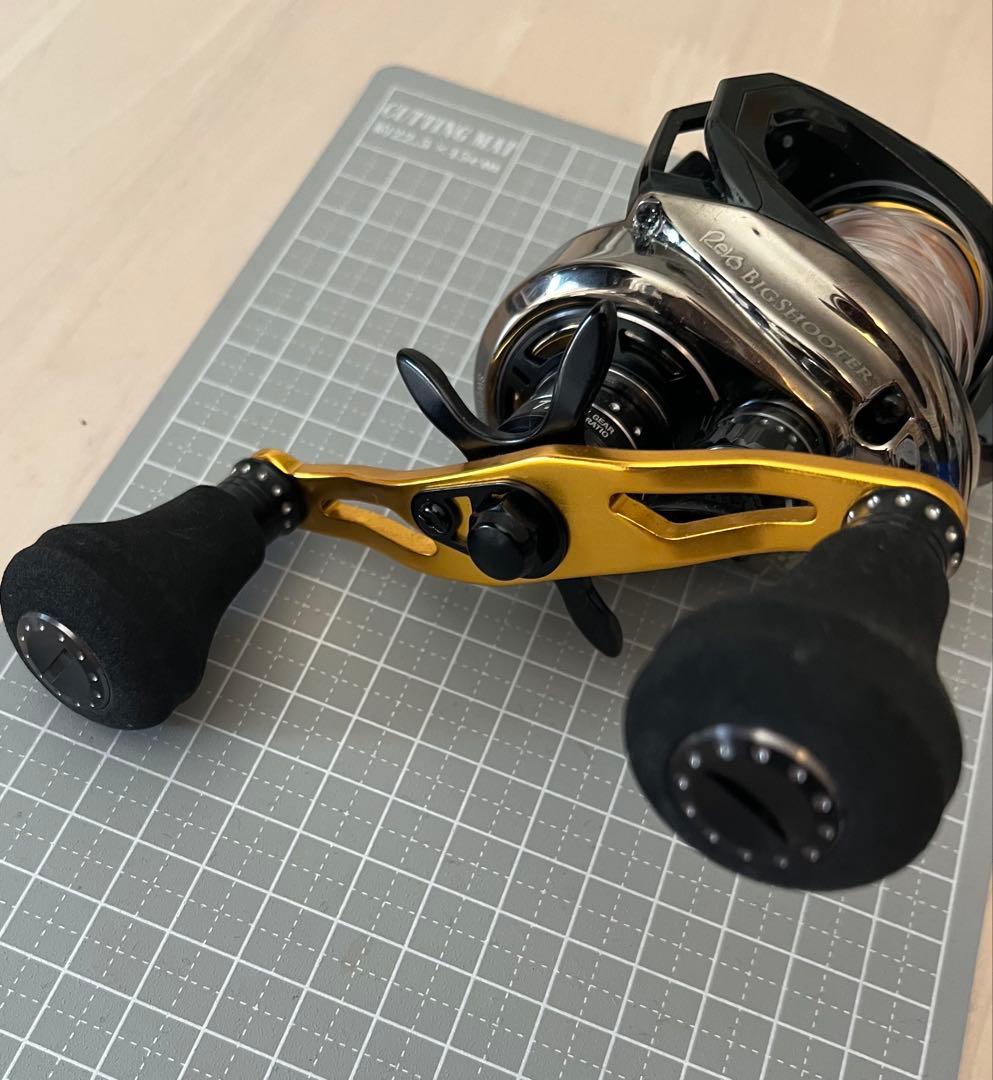 アブガルシア　ビックシューターコンパクトREVO4 ギア比7.3:1