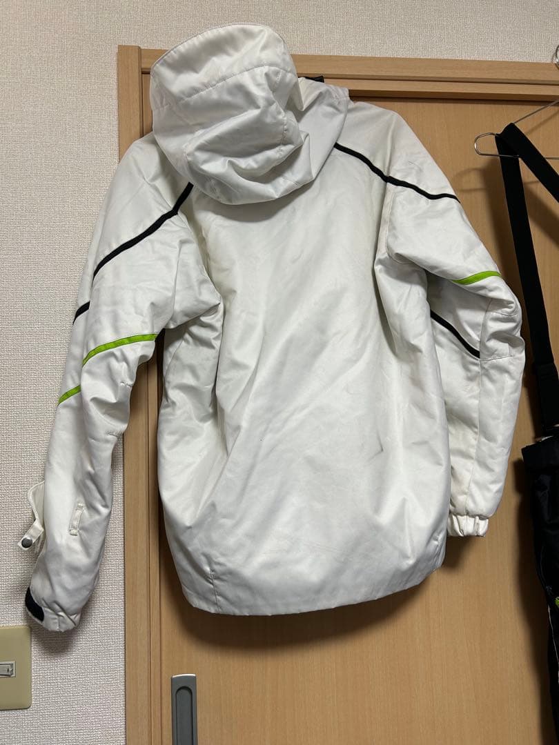 salomon スキーウェア　上下セット