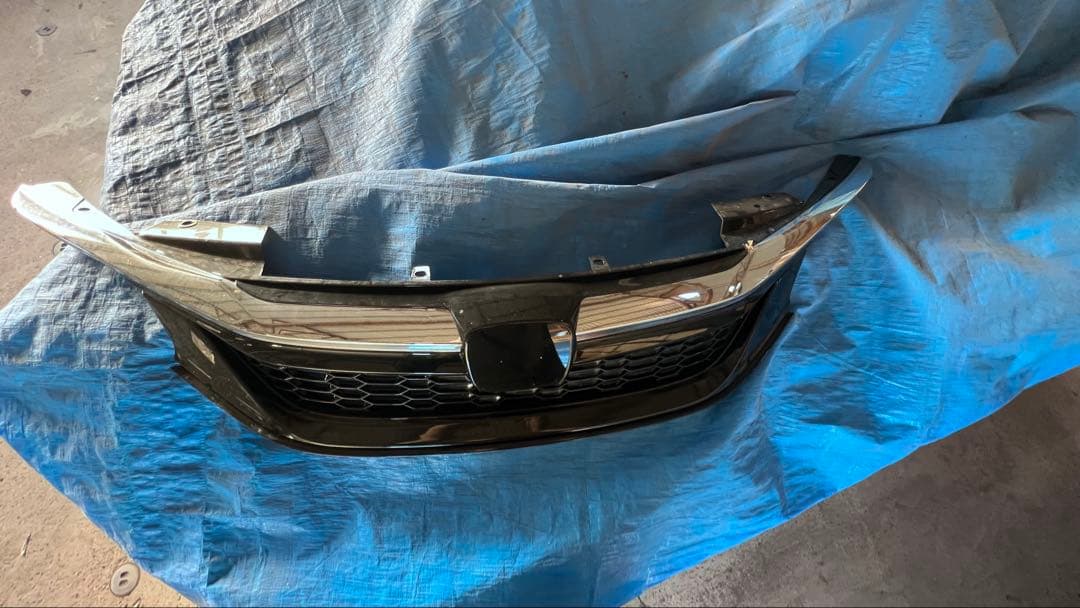 ホンダ アコードハイブリッド USグリル (ハニカムグリル)