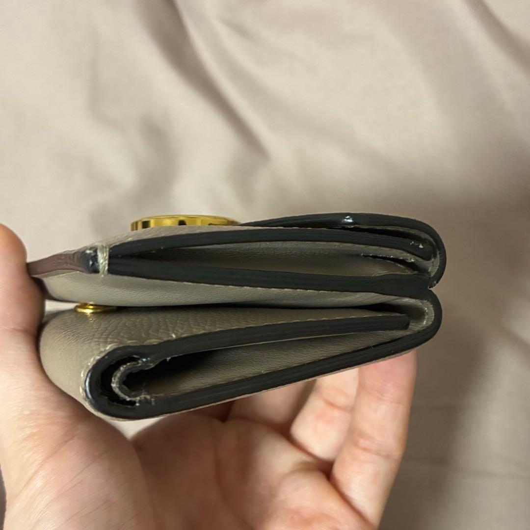 値下げしました。FENDI フェンディ 三つ折り財布