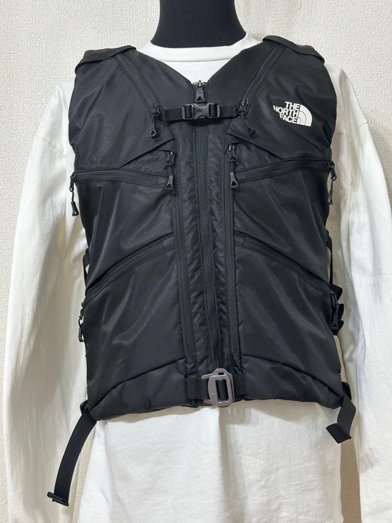 美品、ザ・ノースフェイス、パウダーガイドベスト、サイズ：SM（USAサイズ）