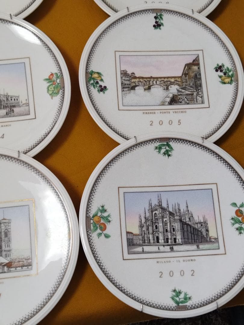 リチャード・ジノリ　イヤープレート　11枚　2000年代　絵皿ハンガー付　未使用