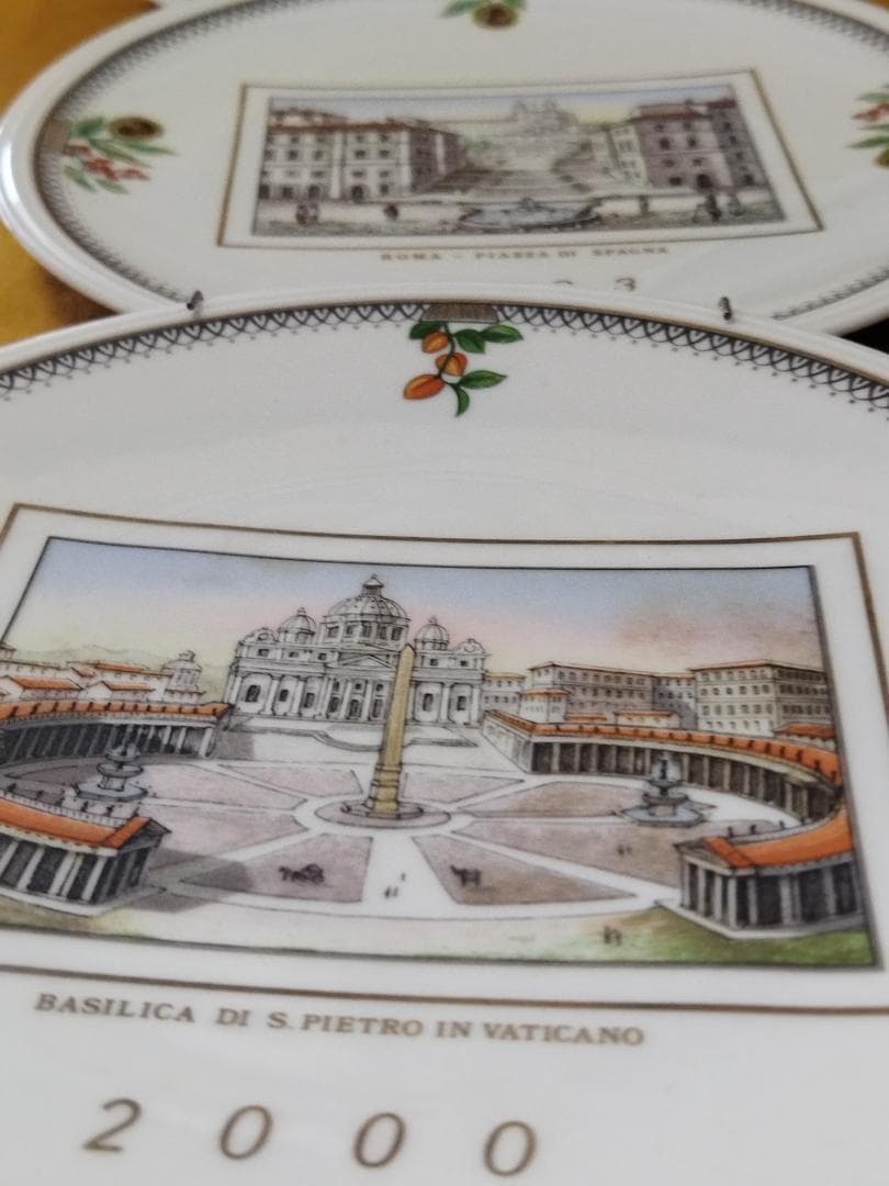 リチャード・ジノリ　イヤープレート　11枚　2000年代　絵皿ハンガー付　未使用