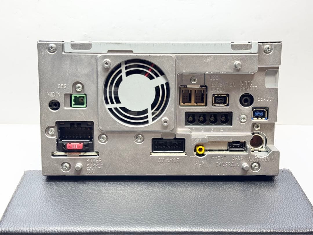 タッチパネル新品 AVIC-ZH07 新品ファン 2011年地図 カロッツェリア