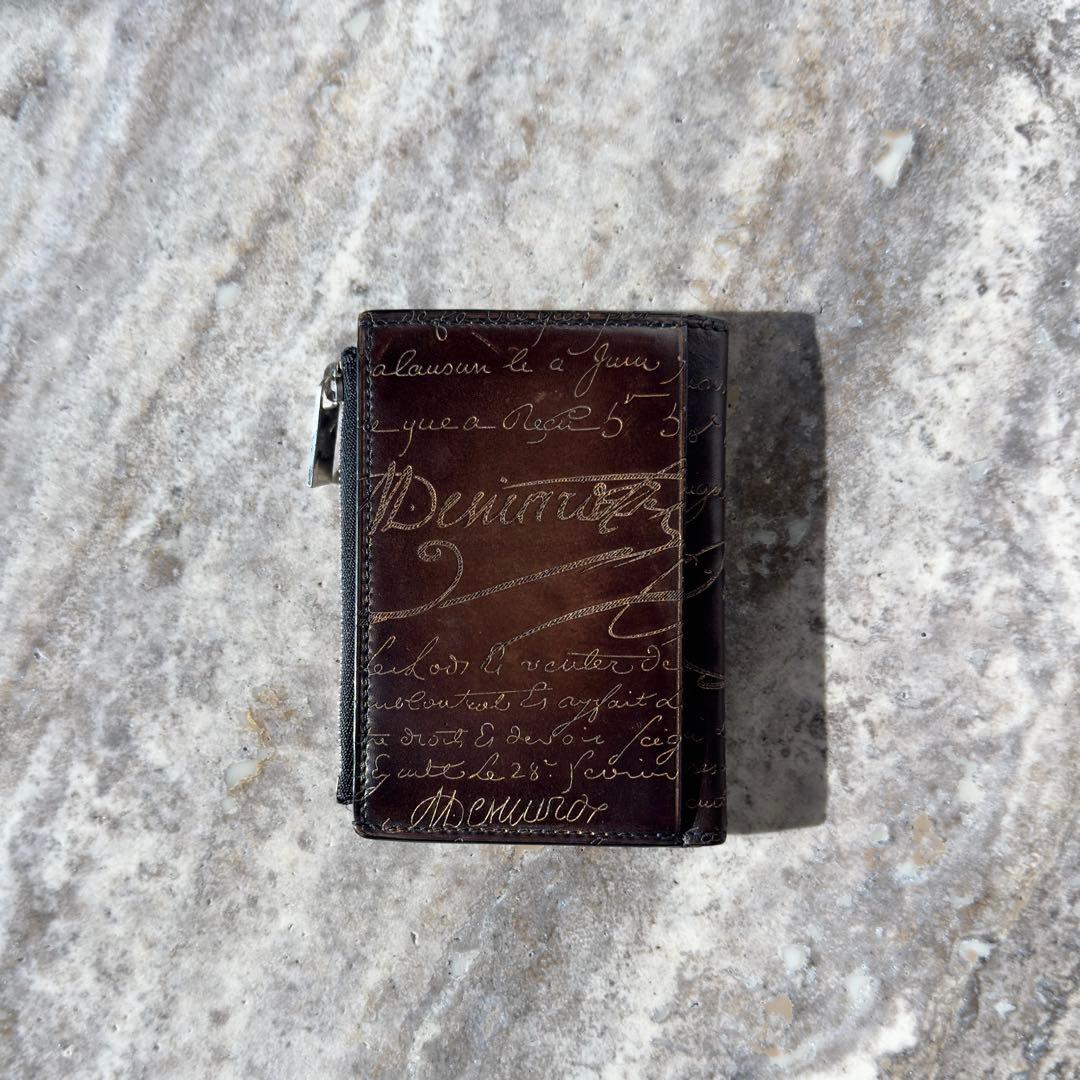 限定 定価13.6万円 ベルルッティ ペリプル スクリットレザーミニ財布