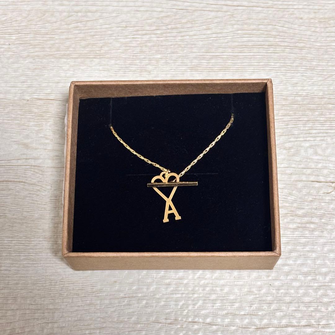 AMI Paris アミ ドゥ クール チェーン ゴールドアミパリス