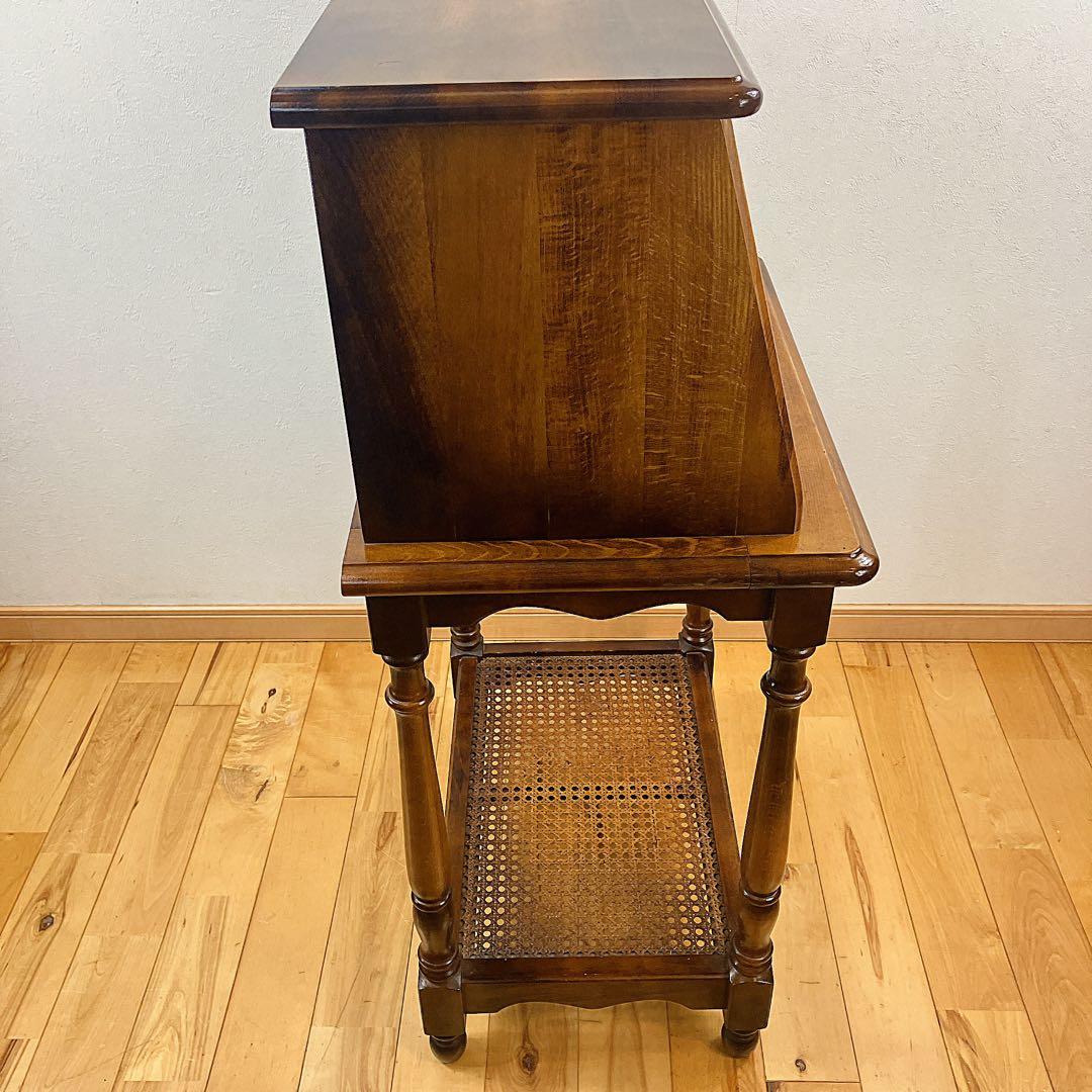 Sale. 80’s オールドカリモク　コロニアル ライティングデスク