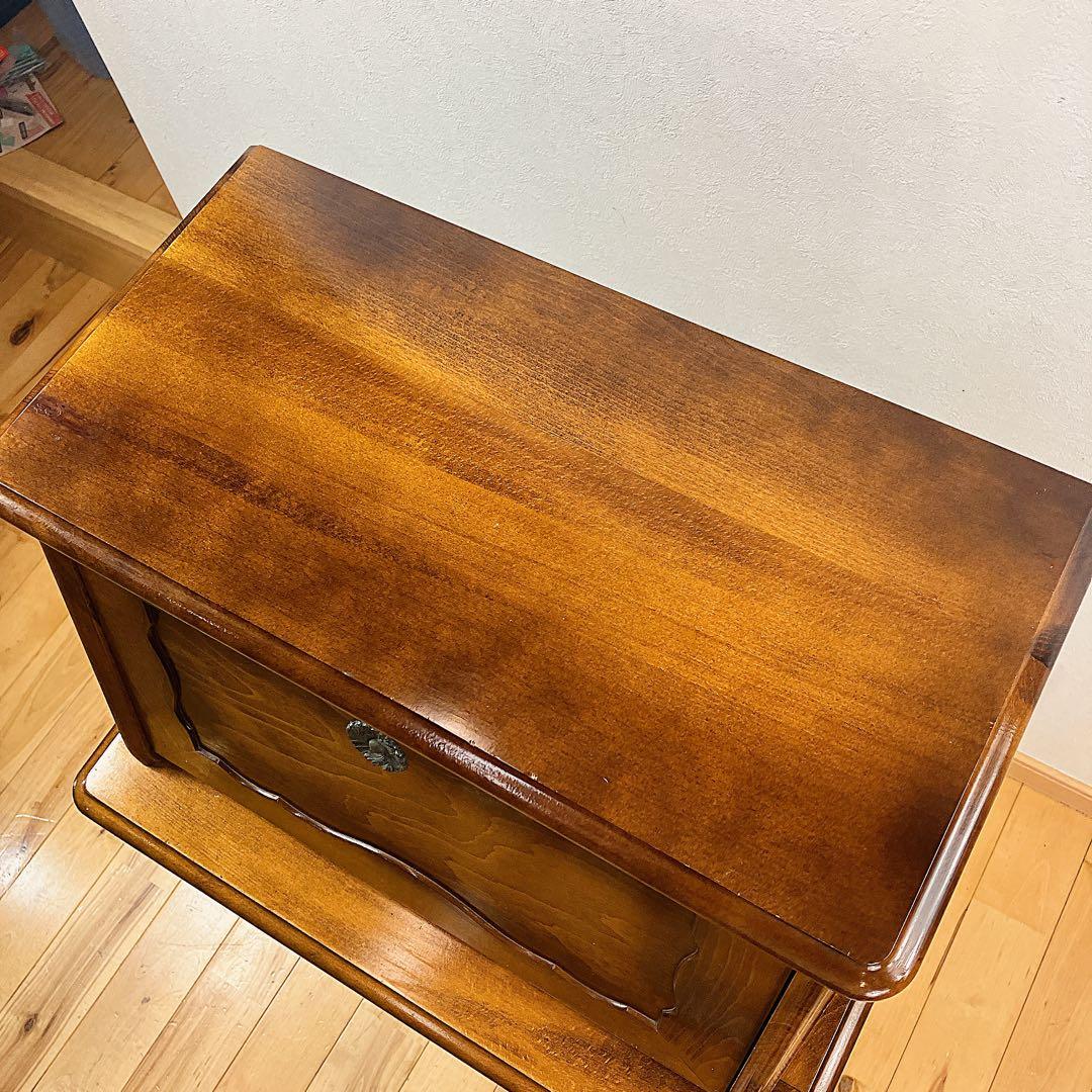 Sale. 80’s オールドカリモク　コロニアル ライティングデスク