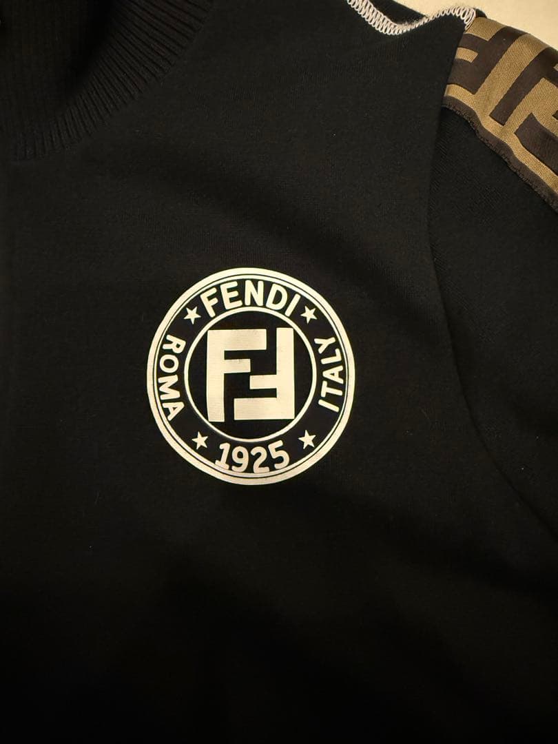 FENDIセットアップ ジャージ