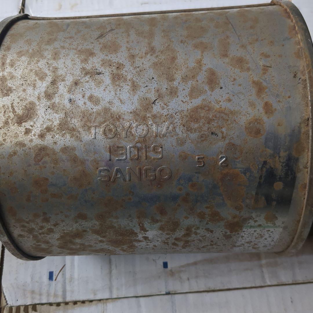 トヨタ 純正触媒付き中間パイプ 13019