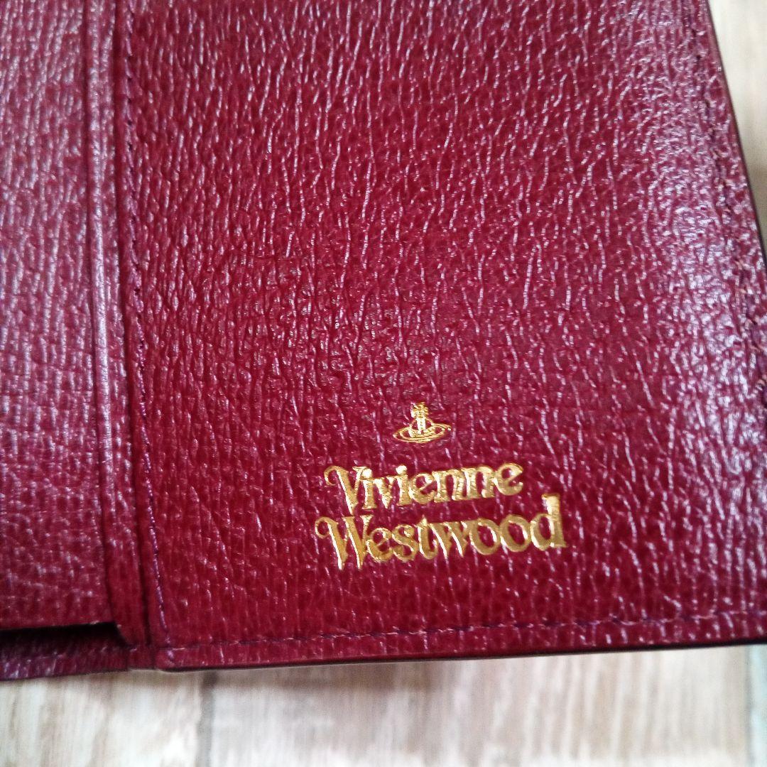 美品　VIVIENNE WESTWOOD　ヴィヴィアンウエストウッド　折り財布
