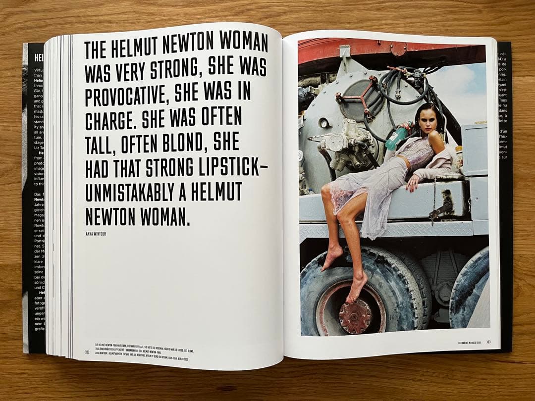 helmut newton legacy：ヘルムート・ニュートン　写真集