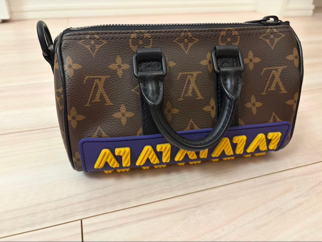 ルイヴィトンLV モノグラム ラバー キーポルXS M45788ショルダーバッグ