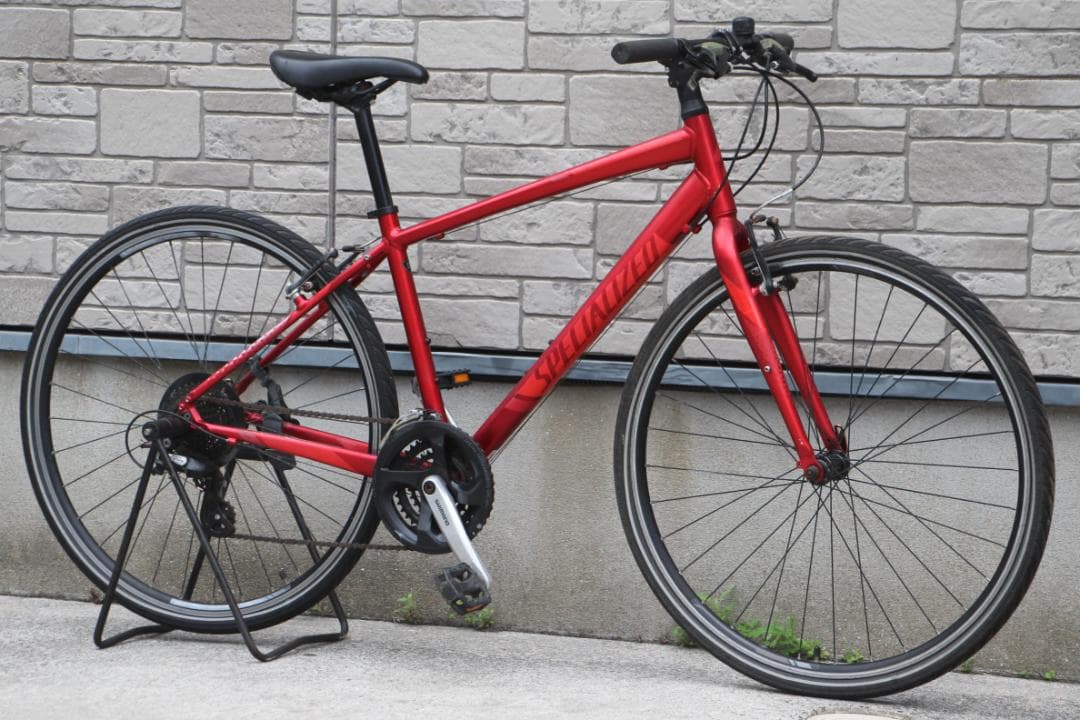 引き取り限定♪スペシャライズド♪SIRRUS♪人気クロスバイク♪レジャーなどに♪