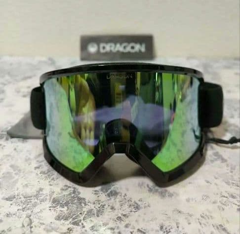 美品✨Dragon■スノボー/スキー/ゴーグル/収納袋付き