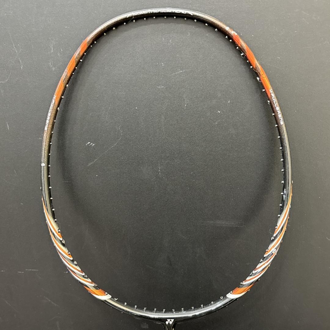 YONEX　NANOSPEED　9900　バトミントンラケット　ガット無し