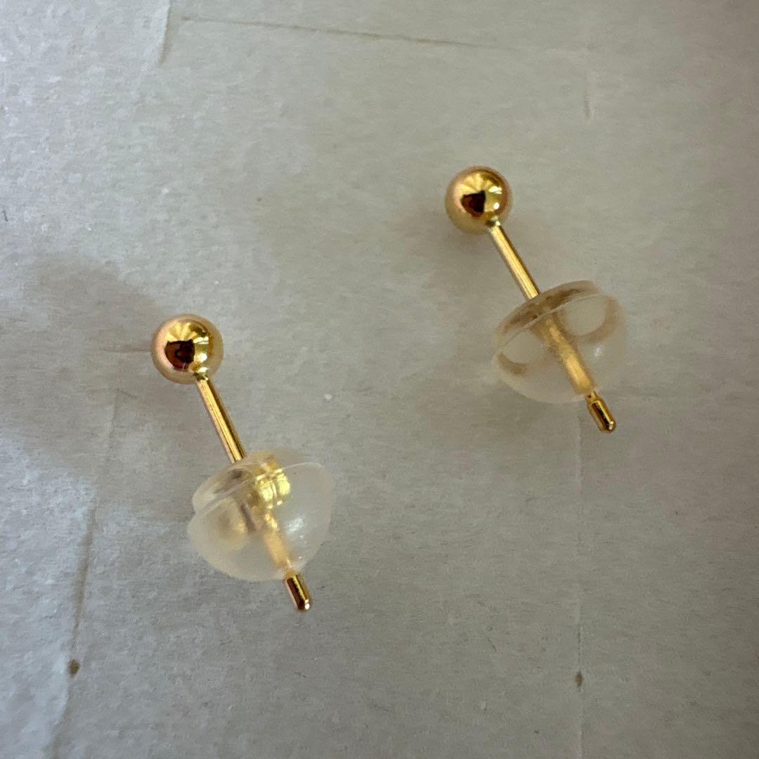 ゴールドボールピアス(両耳用) K18