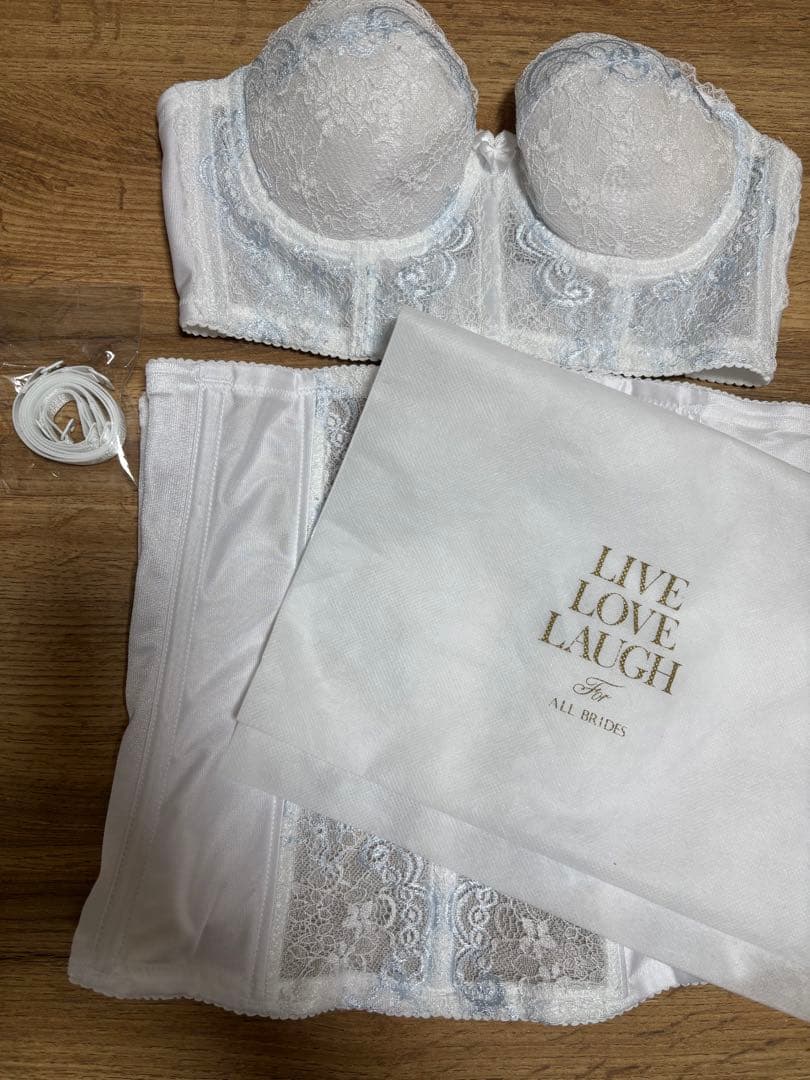【リブラブラフ】ホワイトレースブラとコルセットセット