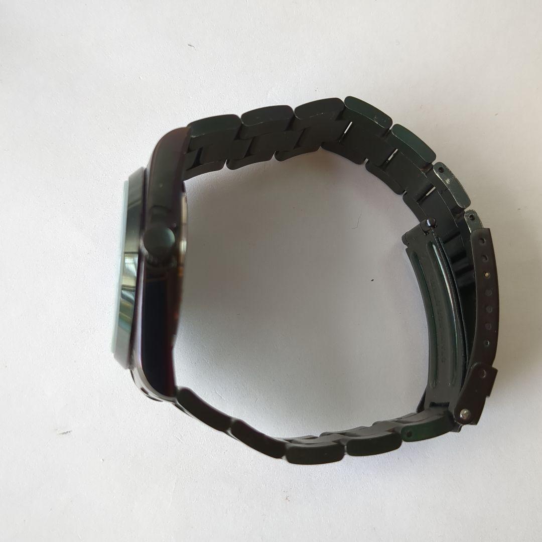 カスタム品　機械式のようなクォーツに換装　ブラック