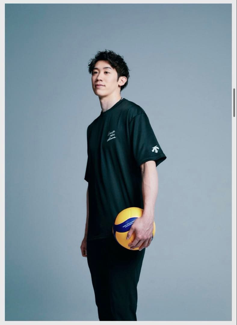 Web限定 DESCENTE 石川祐希 コラボ オリジナルTシャツ Mサイズ