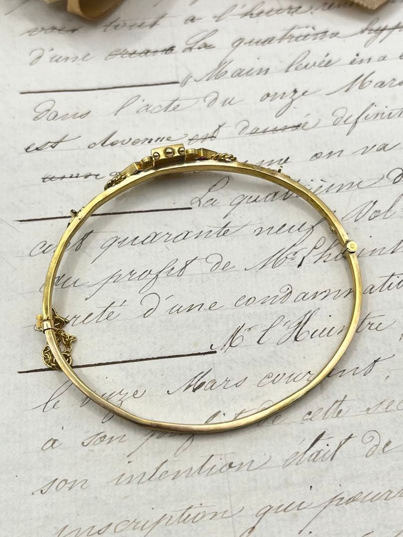 うさぎのななちゃん 英国アンティーク ルビーダイヤ 金 バングル オリジナ