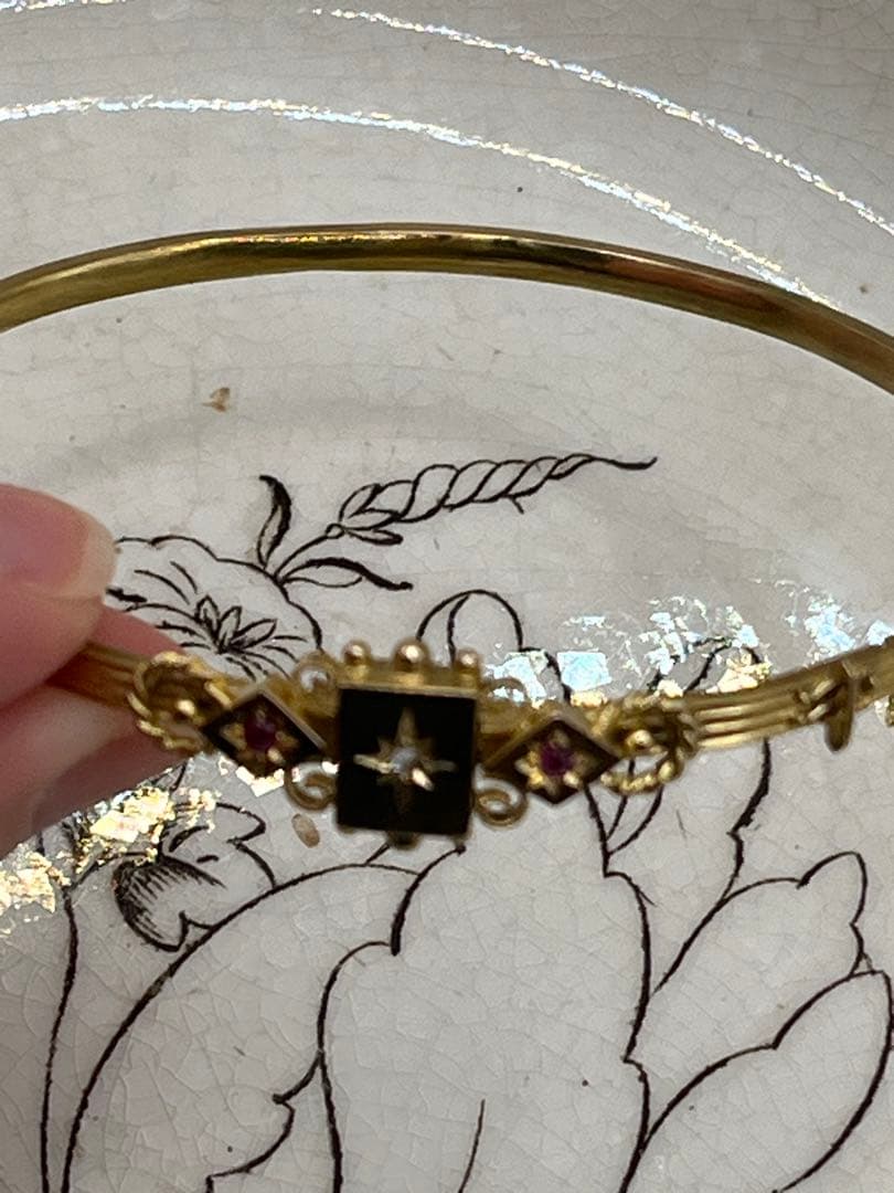 うさぎのななちゃん 英国アンティーク ルビーダイヤ 金 バングル オリジナ