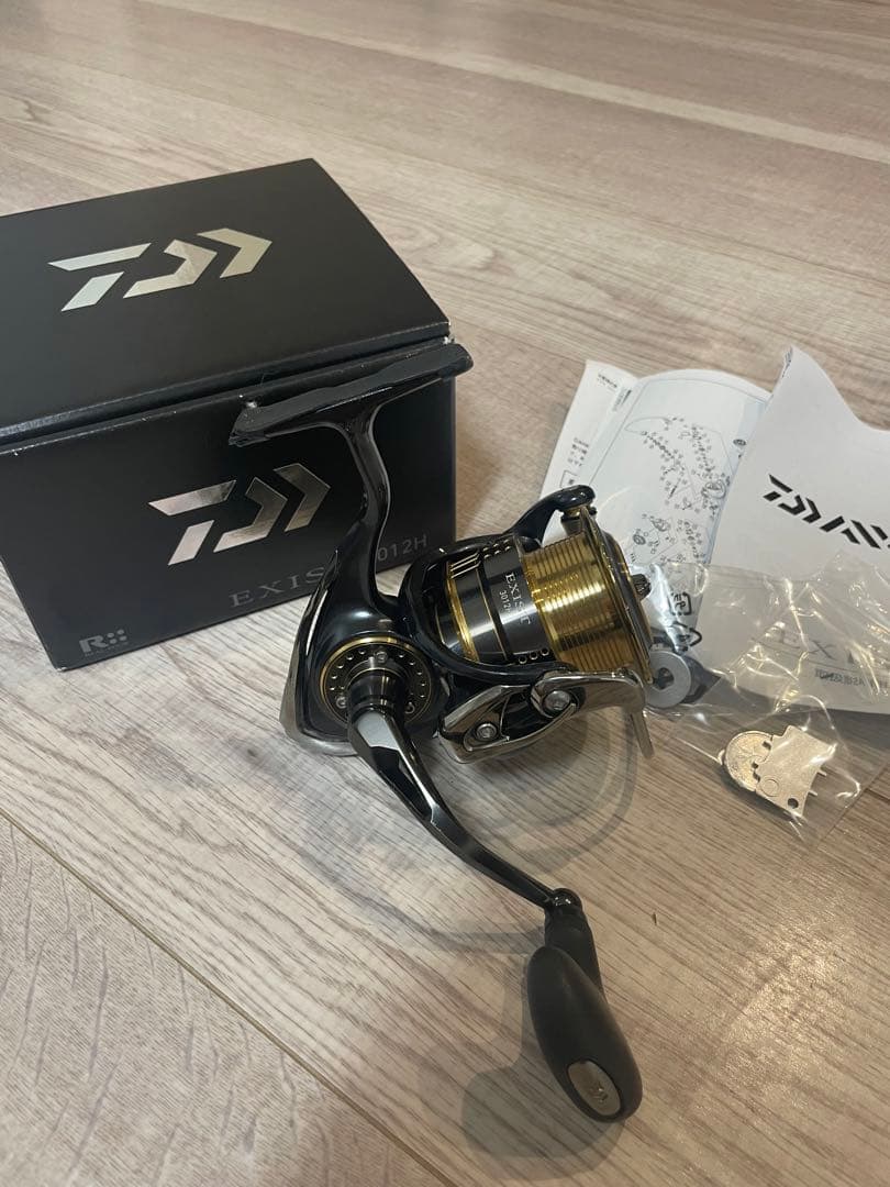 リール DAIWA EXIST 3012H