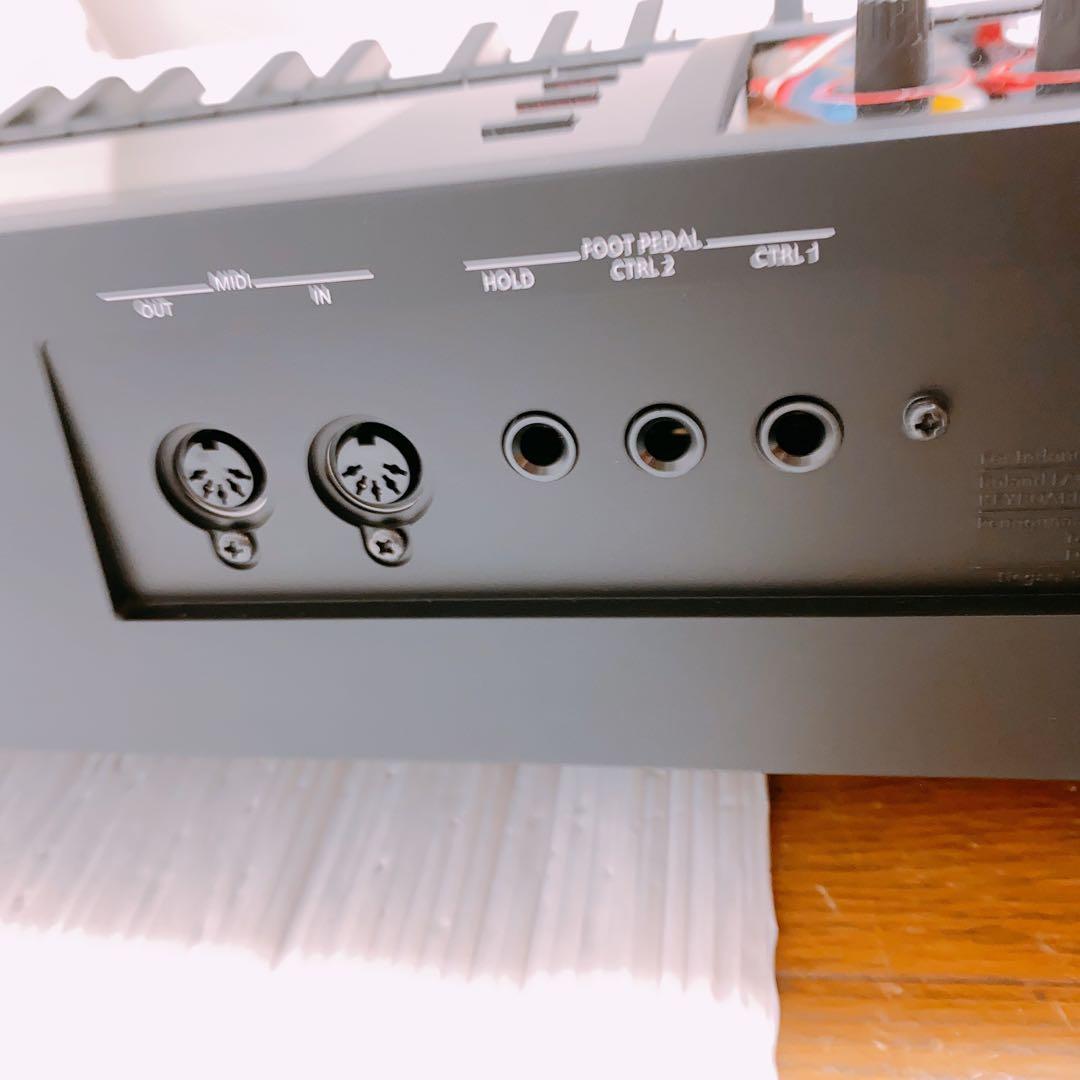 Roland FA-08 シンセサイザー