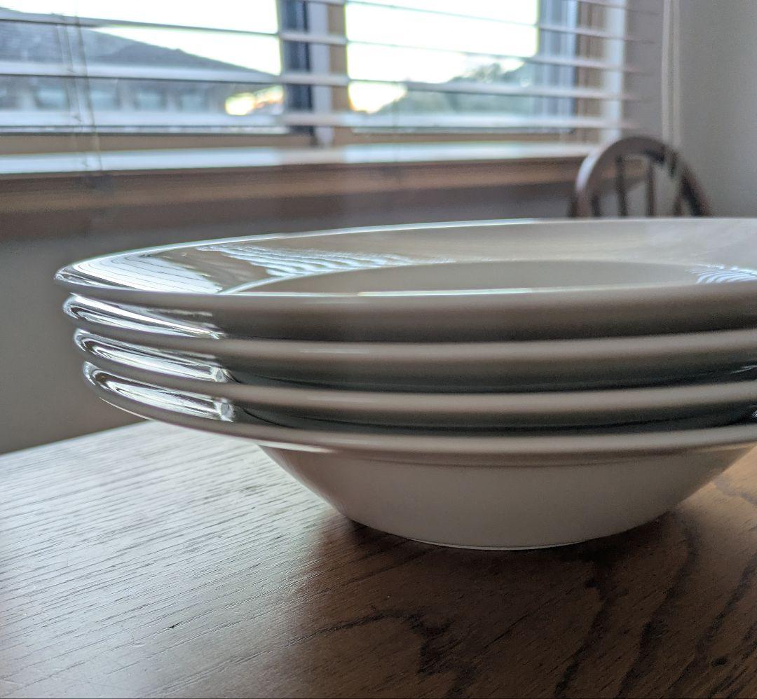 美品　ARABIAアラビア　koko ディーププレート　24センチ　4枚 リム皿