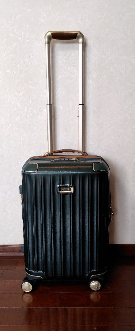 hartmann ノヴァクラシック　スーツケース　ダークグリーン　サムソナイト