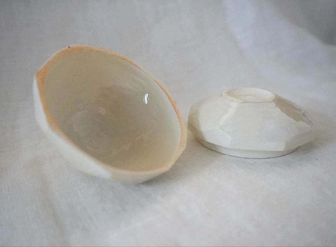 中里花子_ 蓋物　ダイアモンド　塩入れ