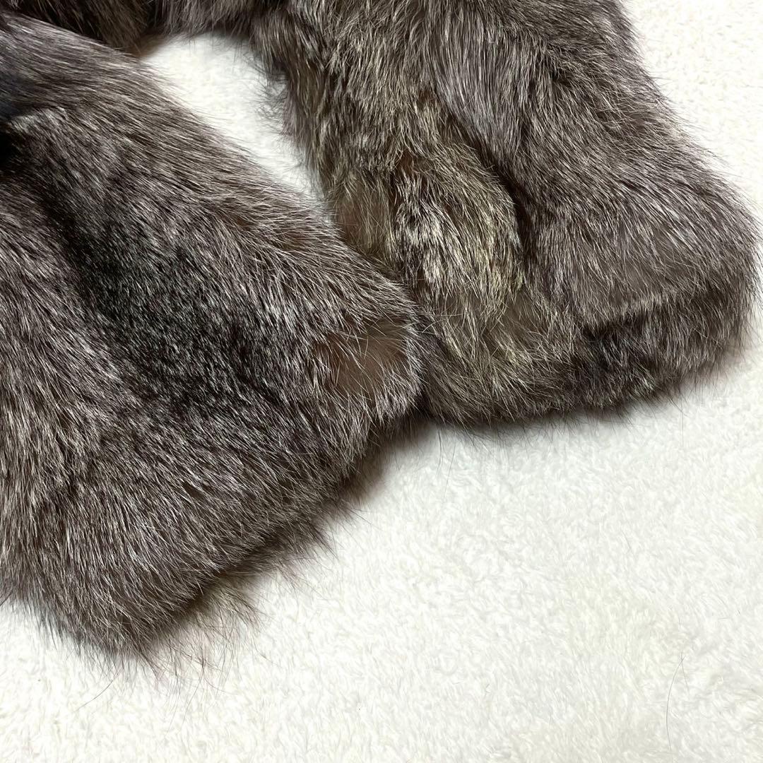 ボリューム◎SAGA FOX 金サガ シルバーフォックス 本毛皮 ファーコート