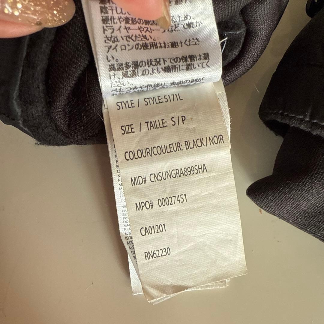 美品カナダグース　ミトン　手袋