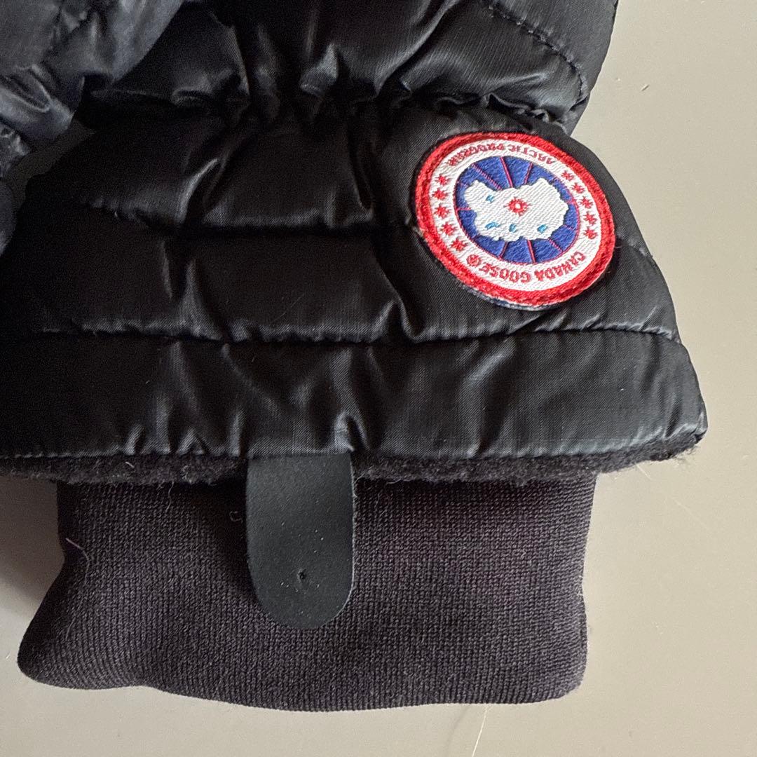 美品カナダグース　ミトン　手袋