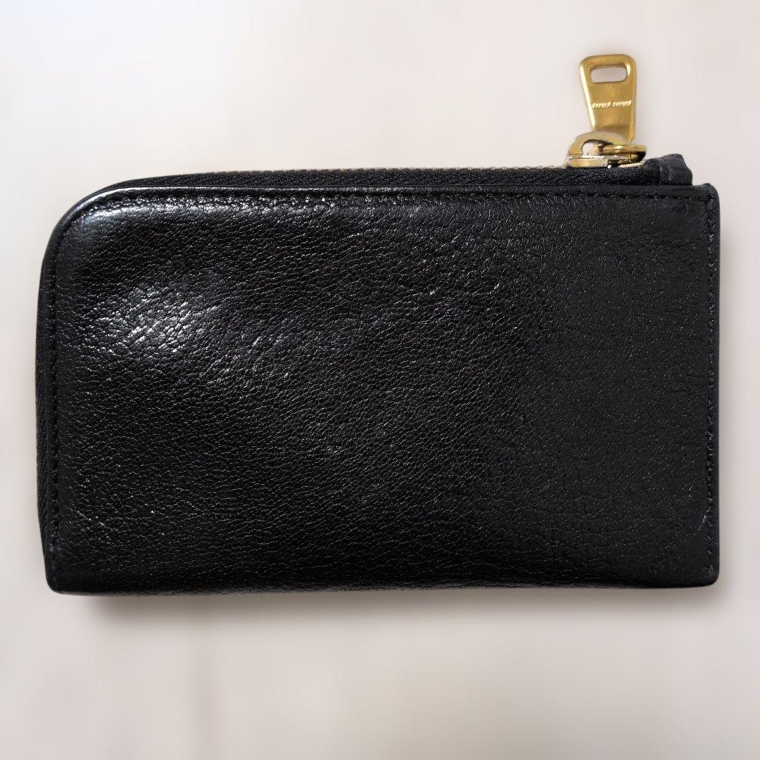 MIU MIU ブラックレザー キーケース　ミニ財布　ケース