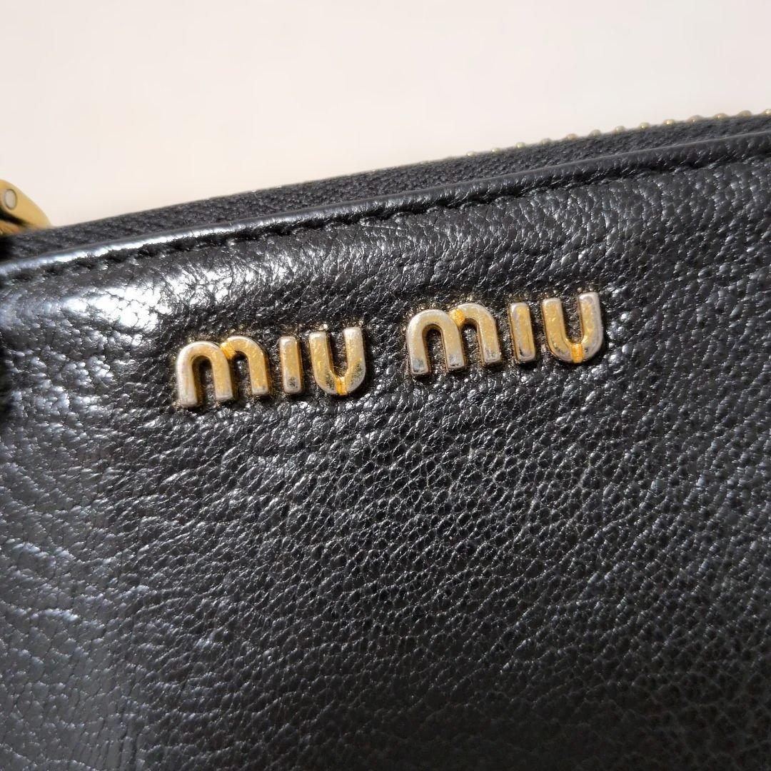 MIU MIU ブラックレザー キーケース　ミニ財布　ケース