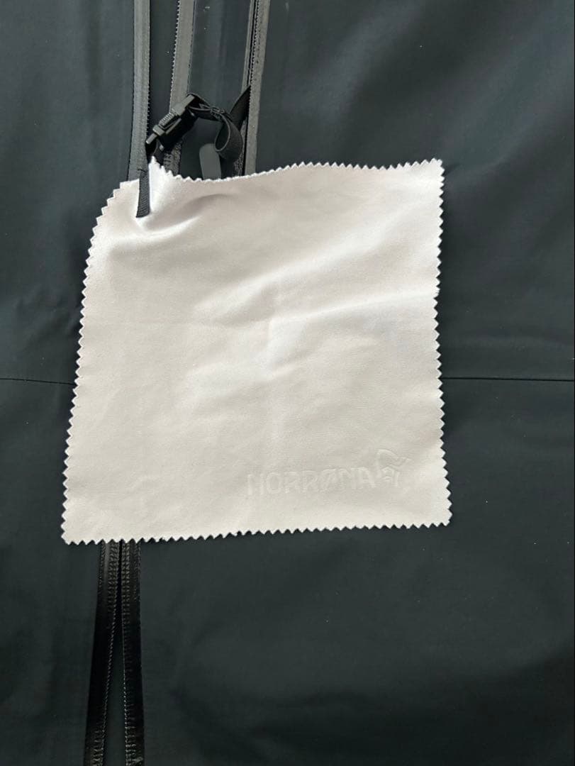 ノローナ　ロフォテンゴアテックス　Ｌサイズ　キャビア