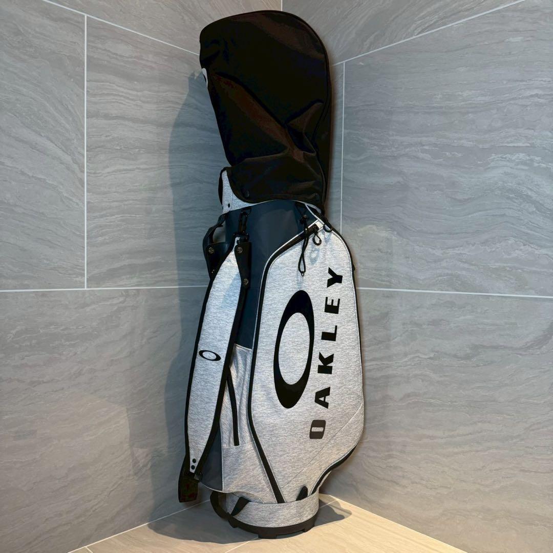 【極美品】オークリー　キャディバッグ