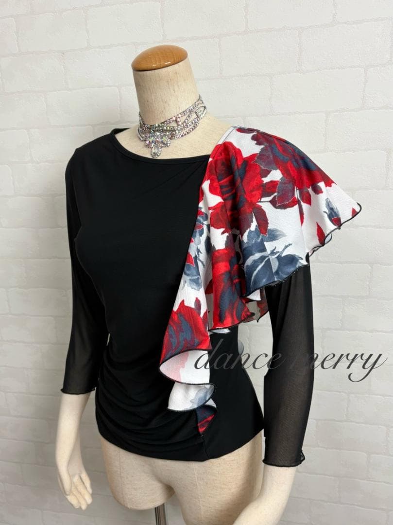 ＊新品　社交ダンス　ツーピース　黒　白　赤　タンゴ　ワルツ　パーティ　8244