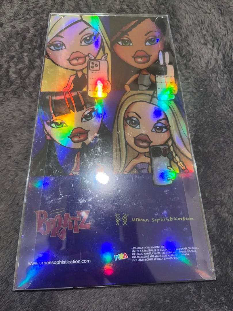 【新品】【未使用】Bratz Cloe ホワイトiPhoneケース