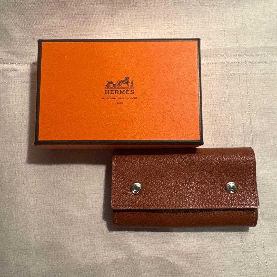 【新品・未使用】HERMES エルメス　ブラウン レザー キーケース 箱付き