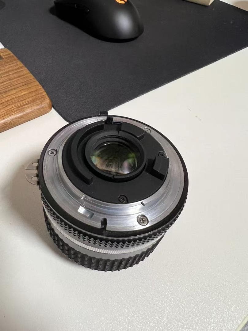 Nikon NIKKOR 28mm f/2.8 Ai-S Fマウント