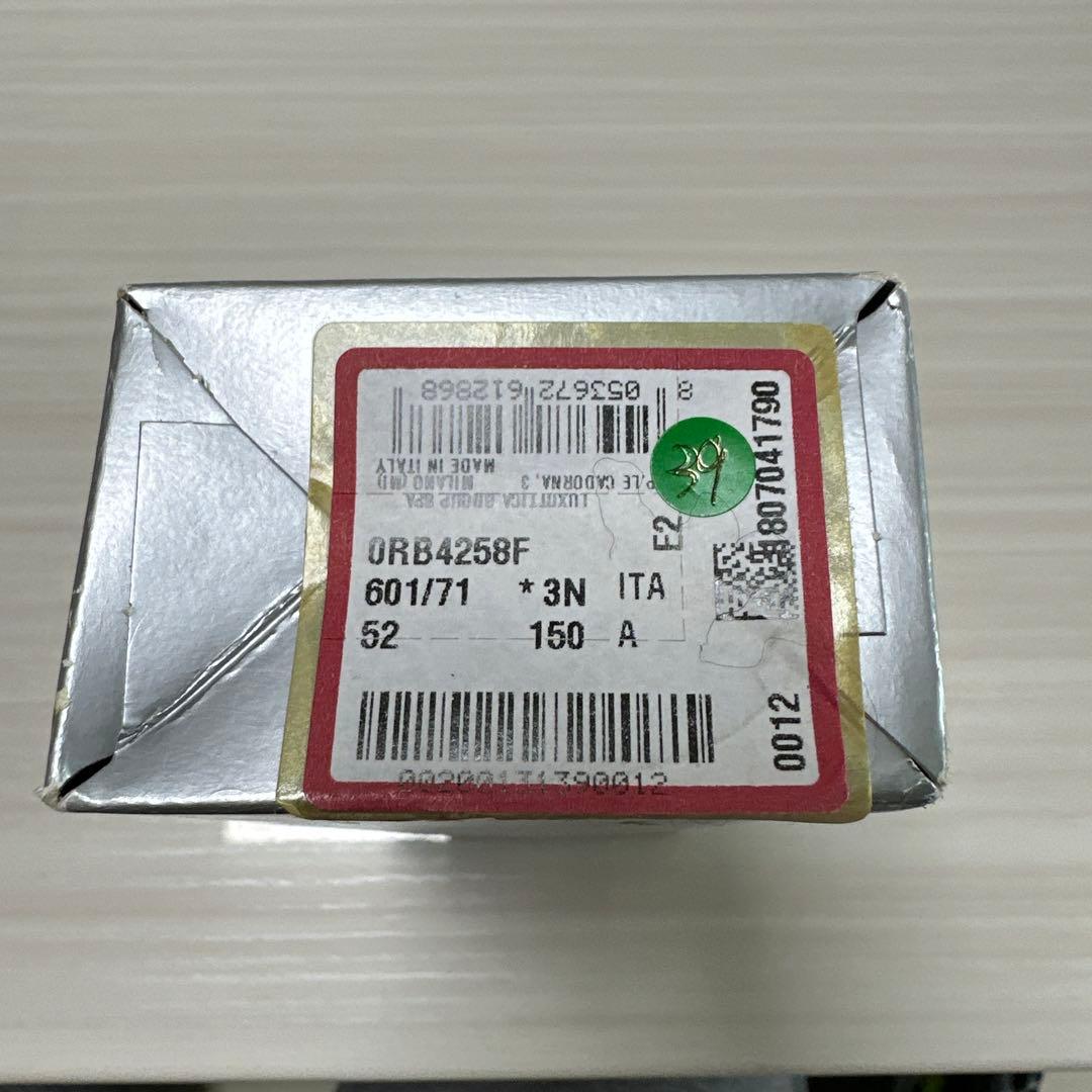 レイバン　サングラス　メンズ　未使用品