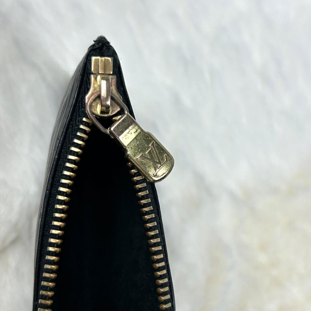 よよよちゃん専用　LOUIS VUITTON ルイヴィトン エピ ポシェットクレ