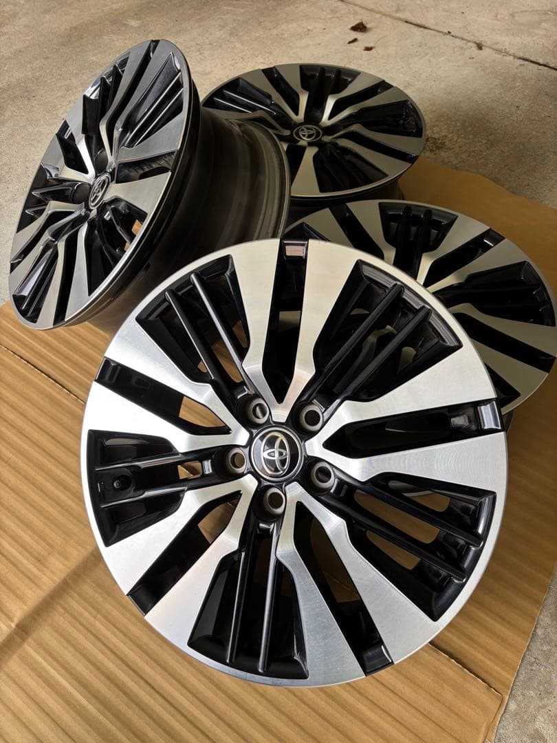 30アルファード純正ホイール①